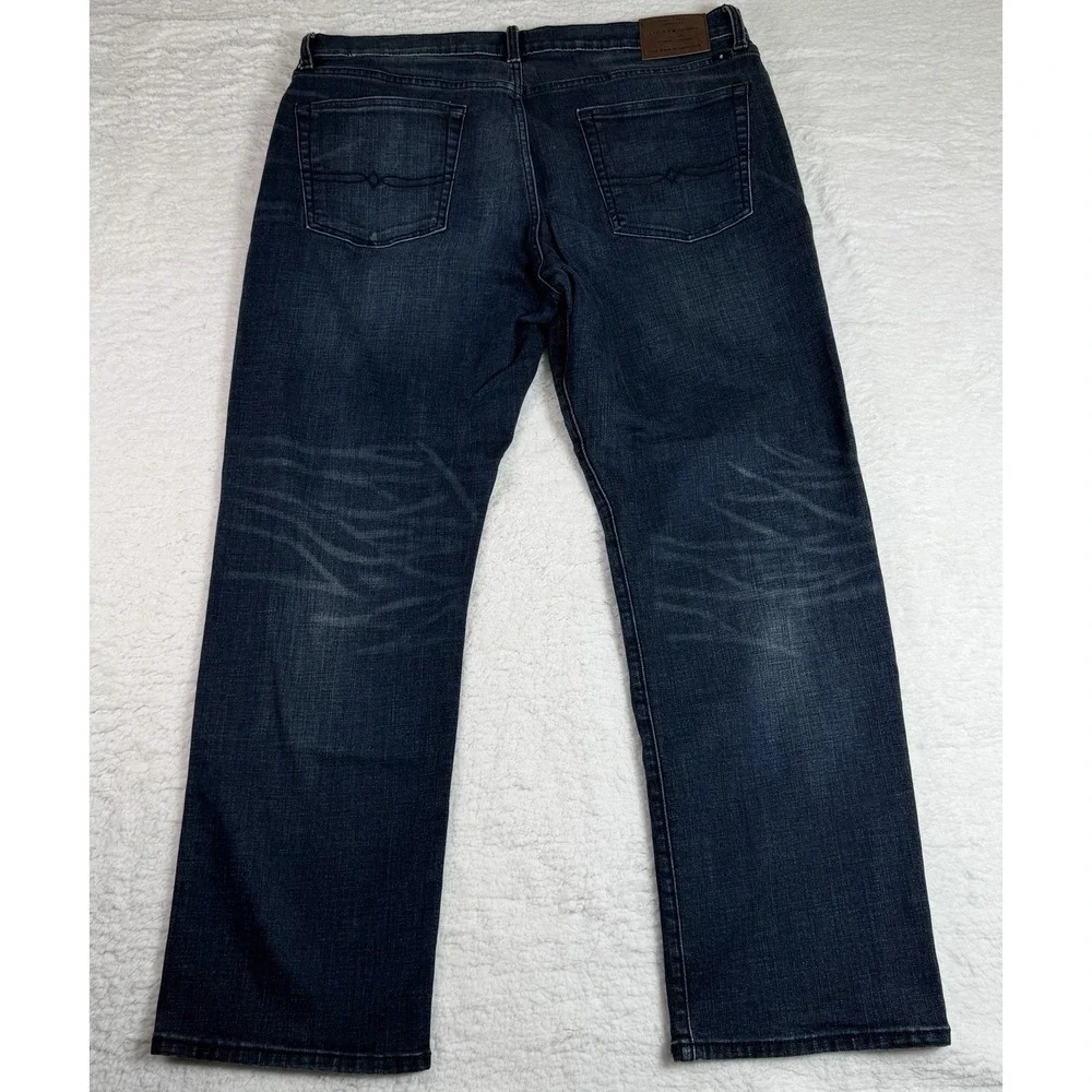 Lucky Brand 223 Straight Men's Blue Denim Jeans Size 38x30 Pants Stretch